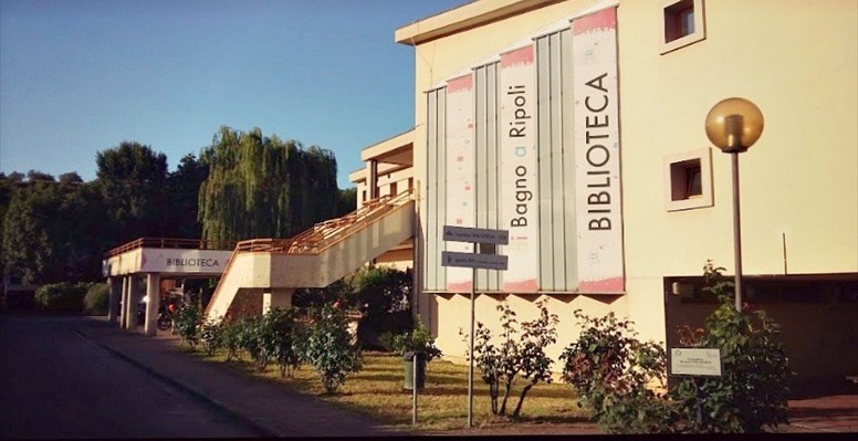 biblioteca by night a Bagno a Ripoli