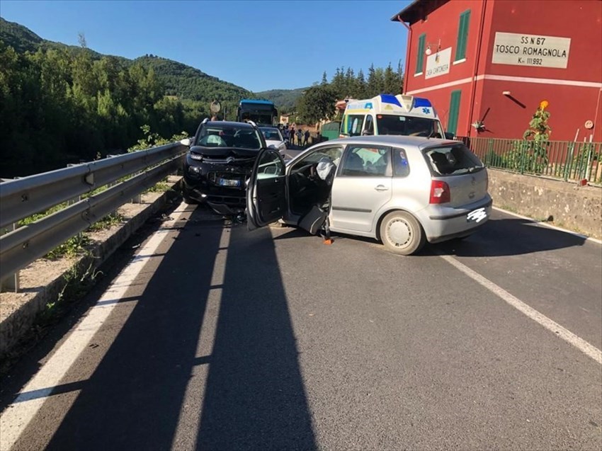 Incidente stradale frontale a Casini sulla SS67