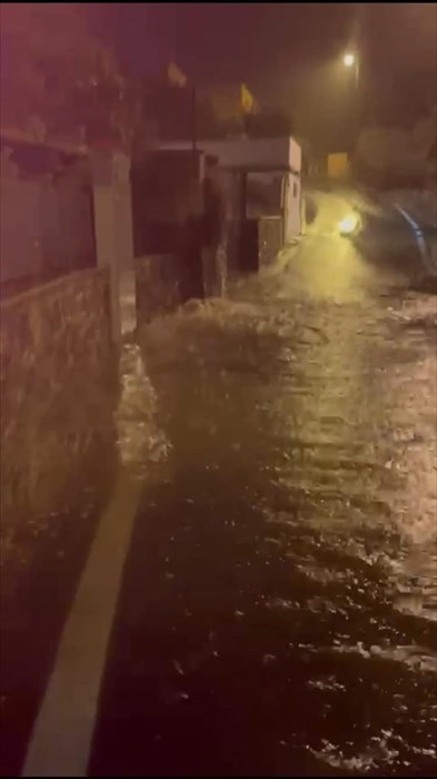 Il momento del temporale a Tavarnuzze nelle foto del sindaco Calamandrei