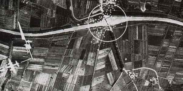 30 dicembre 1943. Cadevano le bombe su Borgo, foto e ricordi...