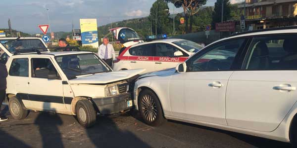 tamponamento-autostrada-ev