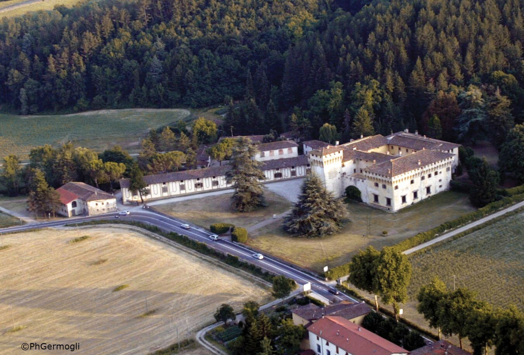 Cafaggiolo. Il comitato di San Giusto presenta presenta tracciati alternativi