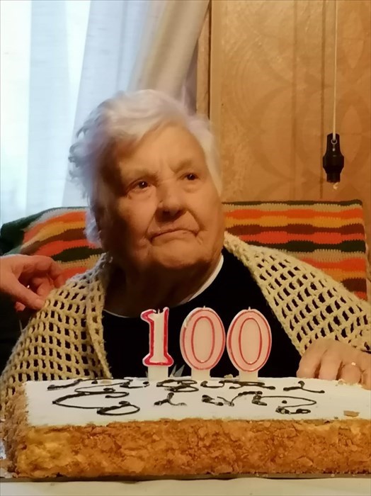 Gina e le sue candeline "centenarie"