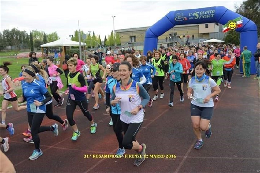 la grande festa alla partenza