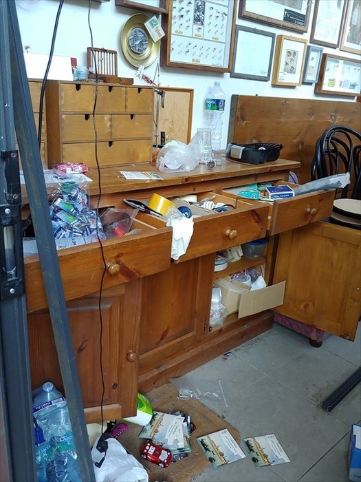 Vandalismo alla sede degli "Amici del Mosca Club Valdisieve"