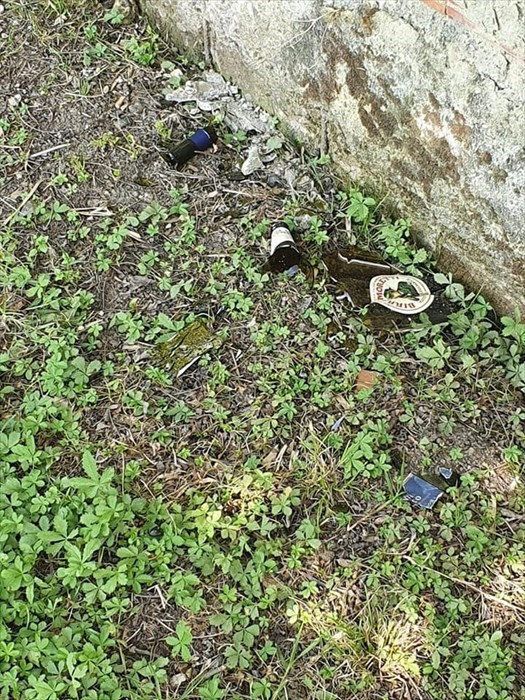 Raid vandalico ai giardini dell'oratorio a Rufina