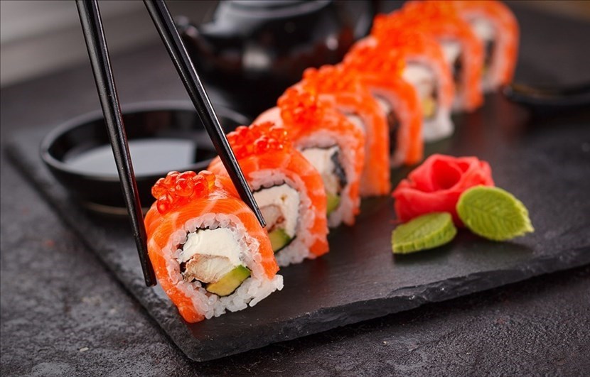 Piazza Ferrucci. Coppia fugge da un ristorante senza pagare, inseguita dal figlio del proprietario