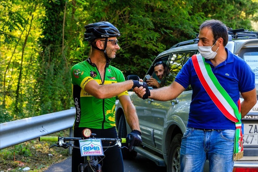 La partenza con il Sindaco di San Godenzo Emanuele Piani