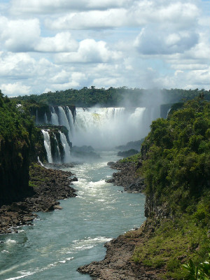 Lo spettacolo delle cascate Iguazù (America Latina), viste, fotografate e raccontate da una mugellana...
