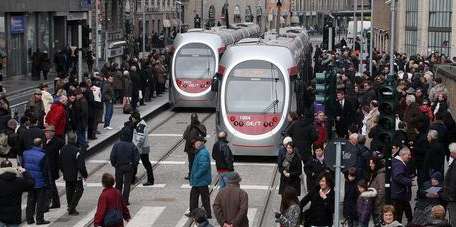 Il Presidente Mattarella a Scandicci, usa la tramvia