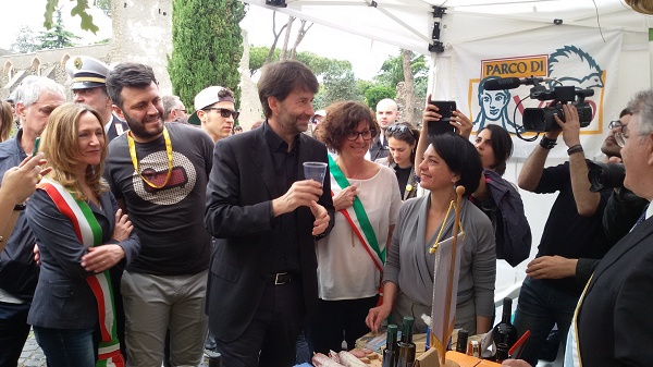 Roma. Allo stand di Londa anche il ministro Franceschini e l’onorevole Ermete Realacci