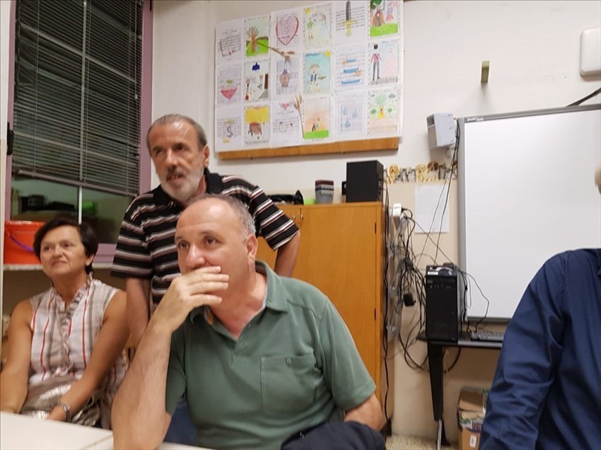 L'accoglienza degli alunni di San Francesco in classe da parte del vicesindaco Rimini