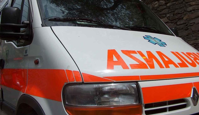 Ronta. Ciclista cade per evitare un cane. Arriva il 118