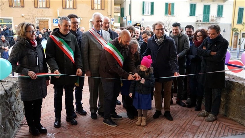 Nuova Primaria De Majo Pelago