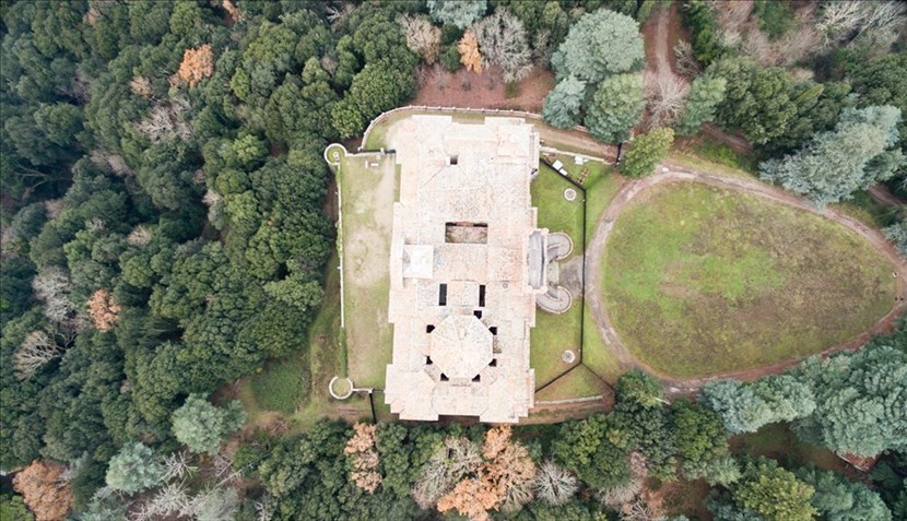 Veduta dall'alto del Castello di Sammezzano a Sociana nel Comune di Reggello