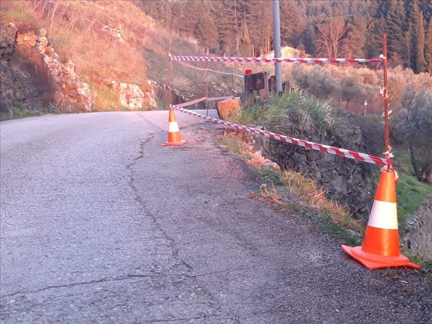 Segnalazione strade nella frazione di Ferrano (Pelago) , 22 febbraio 2020
