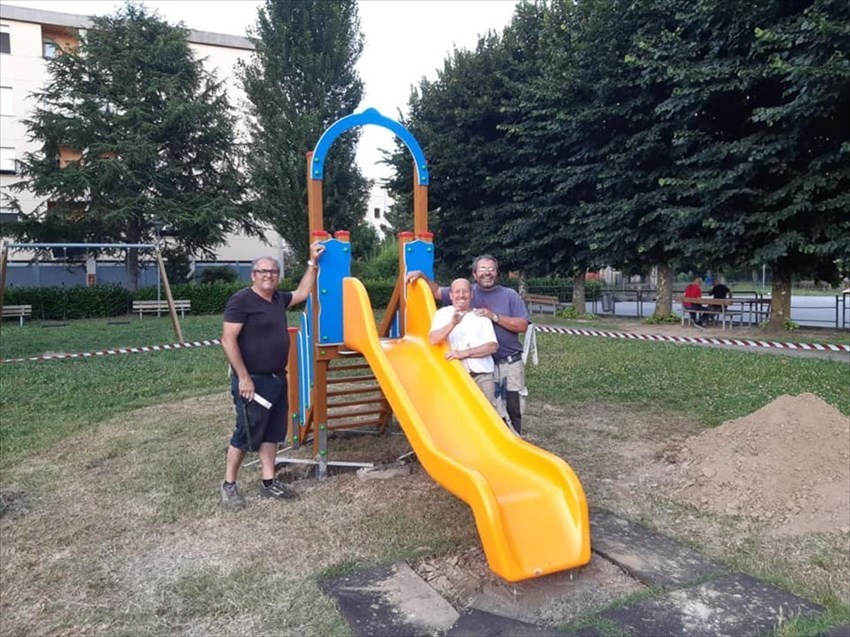 Nuovi giochi a Contea donati dall'Associazione Corso della Nave