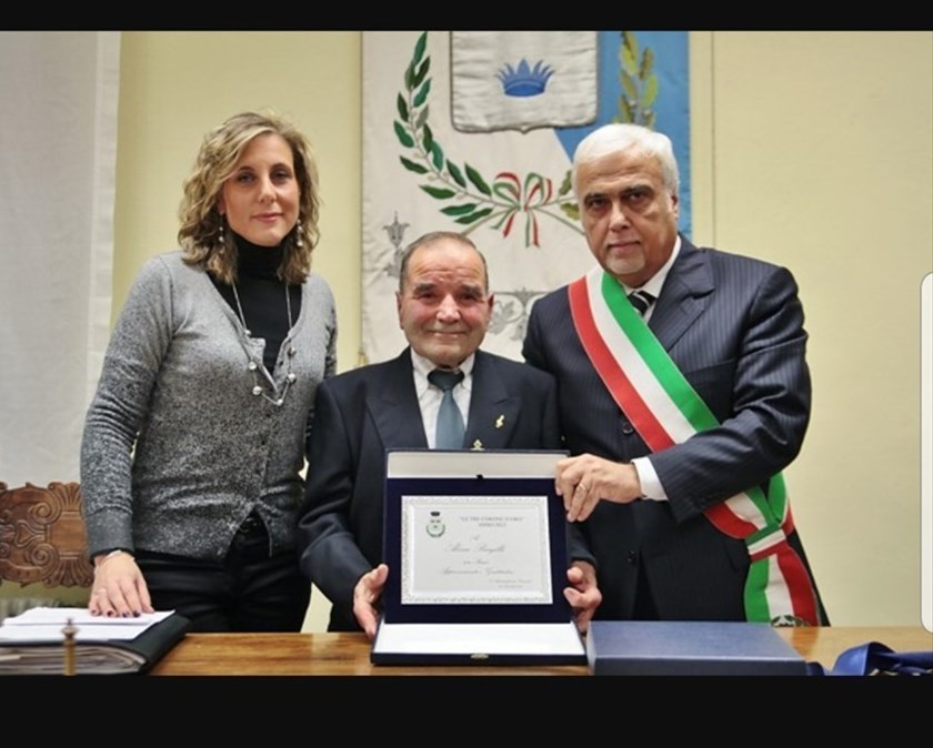 Premiazione di Alvaro Bargilli nel 2013 del Premio delle Tre Corone