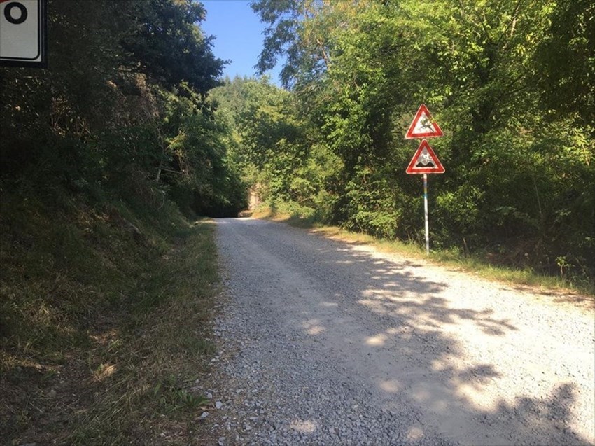 Pelago, Strada ""Campiglioni"" e Strada ""Ristonchi"" a lavori di manutenzione terminati