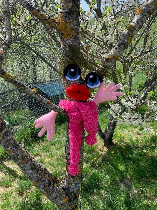 Lavori per il progetto Colora la Consuma - Art on the road""  dell'associazione consuma creativa