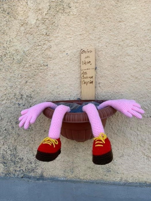 Lavori per il progetto Colora la Consuma - Art on the road""  dell'associazione consuma creativa