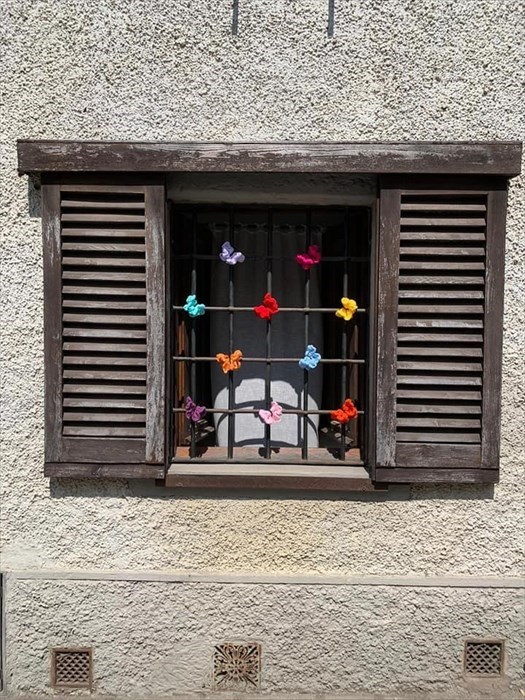 Lavori per il progetto Colora la Consuma - Art on the road""  dell'associazione consuma creativa