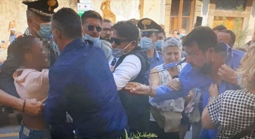 Aggressione a Salvini