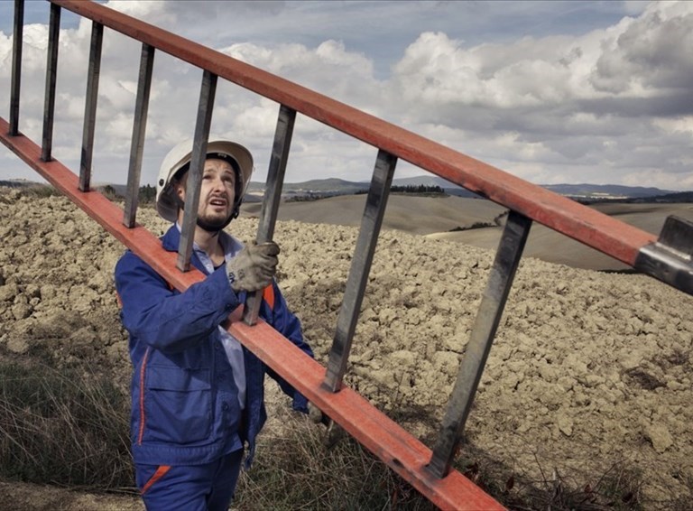 Operaio Enel a lavoro