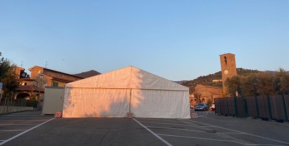 Tendone per il Drive Through a Cascia di Reggello