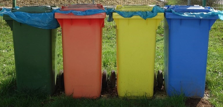Bidoni per i rifiuti