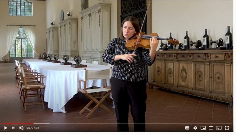 Frame del video ""Elliott Carter Figment IV at Villa di Grignano, Pontassieve"" per Musical Map realizzato da NovaAntiqua Records