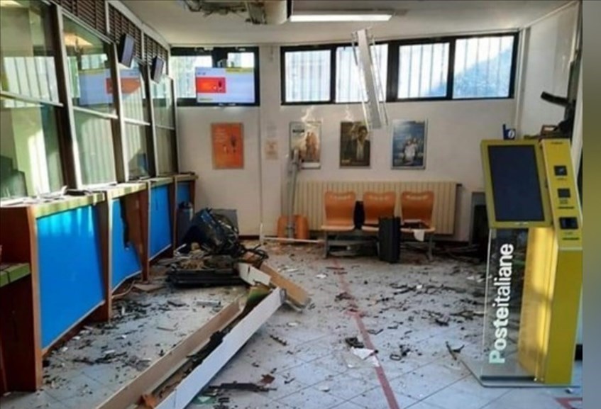 L'ufficio postale a Rufina danneggiato dal furto di agosto 2020