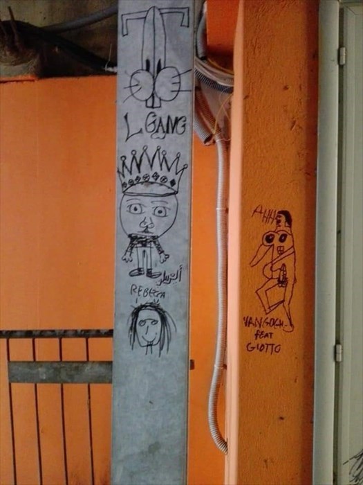 Biblioteca comunale di Londa vandalizzata