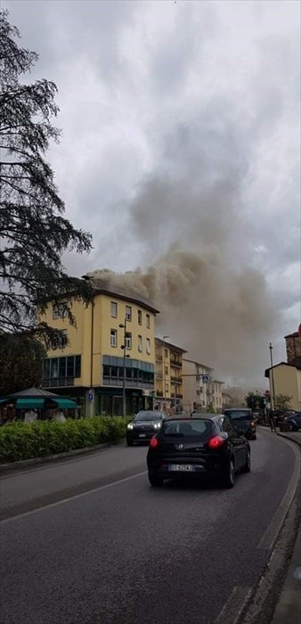 Incendio canna fumar Ristorante Girarrosto