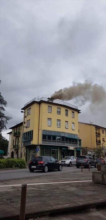 Incendio canna fumar Ristorante Girarrosto