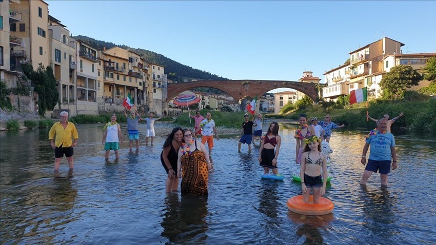 Sul set di ""Allegria"", il video girato a Pontassieve dai cittadini della Valdisieve