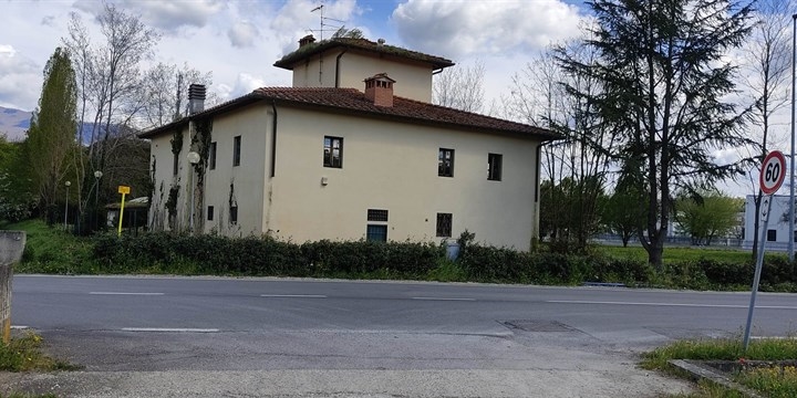 Casa colonica a Pian dell'Isola