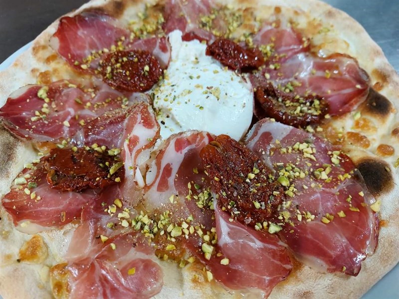 Andrea Bongi e la sua premiata Pizza Pugliese