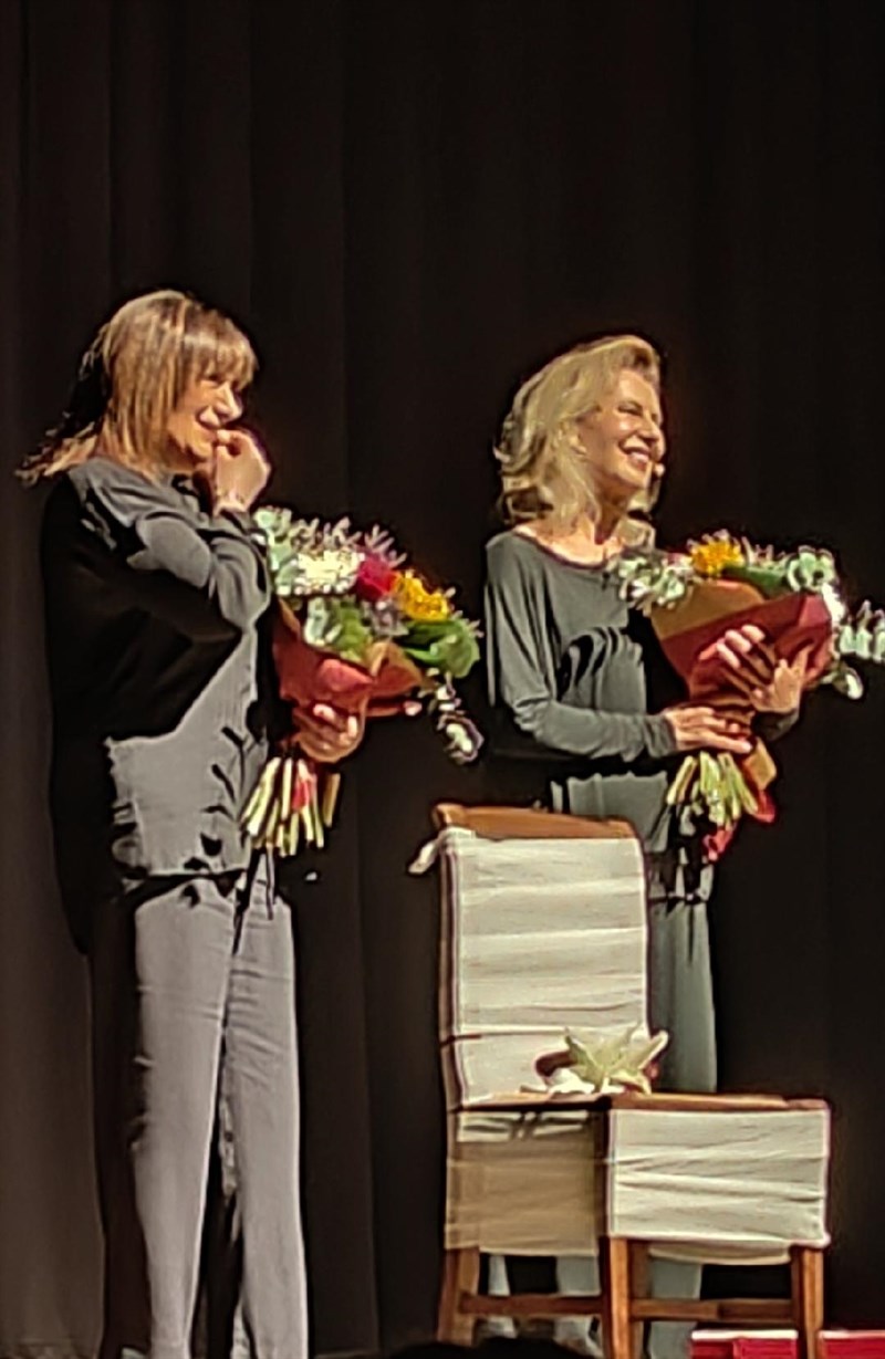 “Figlio, non sei più Giglio” con Mariella Nava e Daniela Poggi, ospiti del Teatro Cinema Italia di Pontassieve