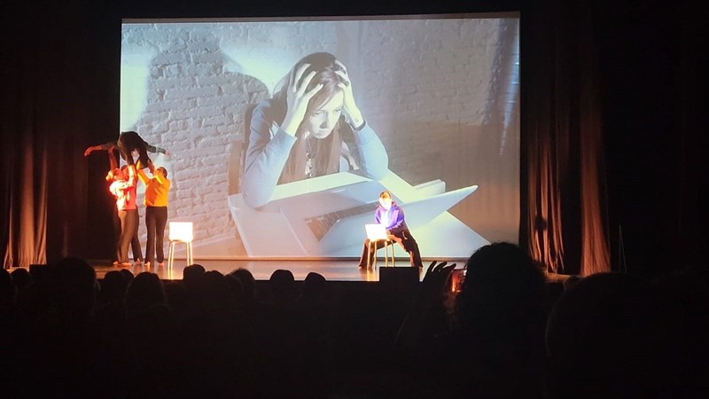 Foto della serata ""A ballo con il bullo"", progetto con i giovani del Comune di Rignano sull'Arno