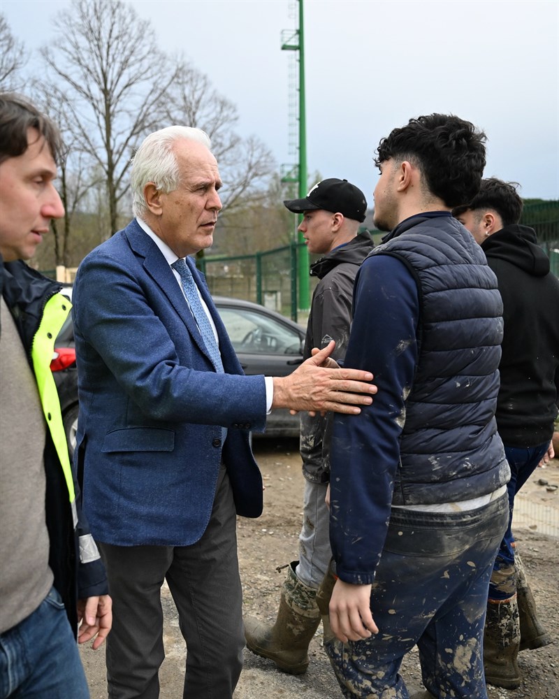 Il Presidente della Regione Toscana Giani in visita ai volontari nei Comuni di Pelago, Pontassieve e Rufina colpiti dall'alluvione