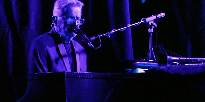 IO.. LUNA PIENA IO.. panegirico d’amore”