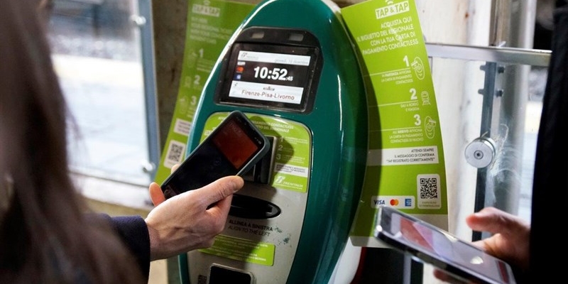 Ferrovie, ""Tap&Tap"" arriva nelle stazioni della Faentina e per Borgo via Pontassieve: da oggi si viaggia con carta contactless