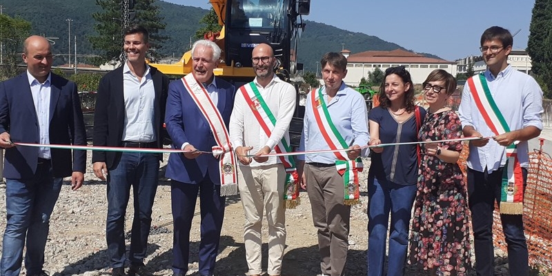 Il momento dell'inaugurazione